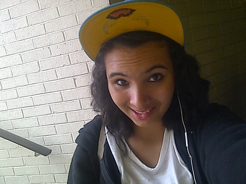 Follow me and ill follow u back but that'd if I no u ;) x