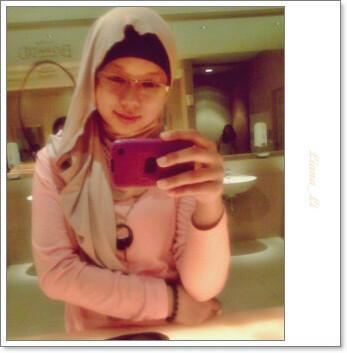 Lianaa_li's profile picture. i'm not perfect but i'm limited edition