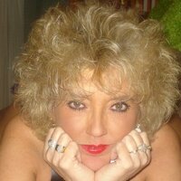 Lula Valentine - @lulaval Twitter Profile Photo