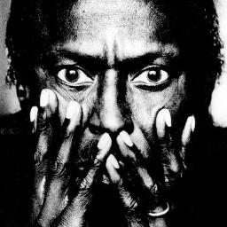 Larabestreet's profile picture. Moi même je sais pas ou je suis..