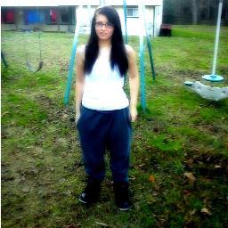 alexis_cookie's profile picture. Alexis is the name, i'm 13 years old. basketball is my life. i love piercings. && i love my family and friends #Teamsingle #Teamfollowback #TeamAj