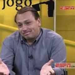 Os melhores piores falsos trocadilhos do esporte mundial. 
Eu não sou o Ale Oliveira.