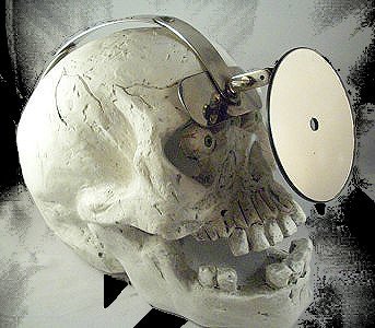 kal0717's profile picture. لا كاتب ولاعاشق للتحدي ولامهتم بالتقنية ولاخبير في الأطعمة ولاباحث عن الانتصارات ...طالب طب غلبان والسلام