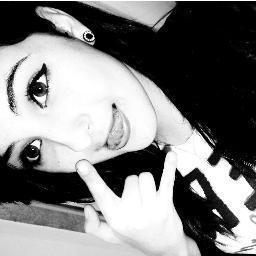 Me add lá hihi *-* http://t.co/XvVSdmZD