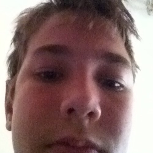 Basketball is the best sport rap is the best  type of music and hanging with friends is the best (i follow back)
