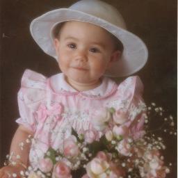 Let's make the happiness overflows everyday  - Giovanna Corrêa !