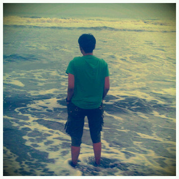 adeztya's profile picture. Everything is beautiful but beautiful isn't everything..