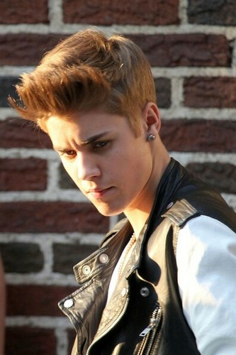 I WILL STAY WITH JUSTIN TILL THE END BECAUSE I.........#Believe I AM A TRUE BELIEBER