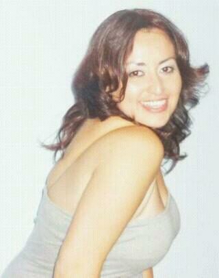 Enamorada y amante de mi libertad... siempre viendo la vida con optimismo y alegría...