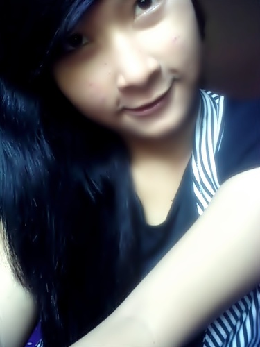 Vievy_Vierra's profile picture. I'm not perfect But I'm Limited edition (ʃ⌣ƪ)