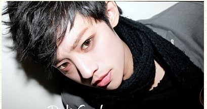 자캐봇/17세 고딩/남자/182cm/프사 정준영/욕트폭트오타있음/난 잘생겼어하하/애인도 애인만들마음도없음/친구들아 반가워