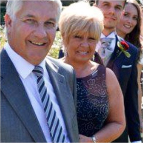 chriscrerie's profile picture. 