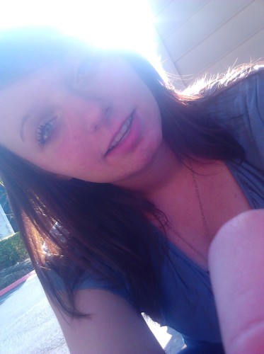 Hailey. 17. Junior Power Babyy. Taken. (: Follow me. I follow you. (: Livin Young, Wild && Free ;D