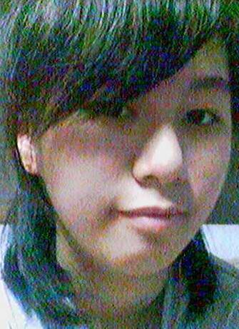 1st year college student, gamer, guitarist, writer and... artist XD