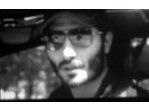 ليست الألقاب هي التي تكسب المجد .. بل الناس من يكسبون الألقاب مجداً