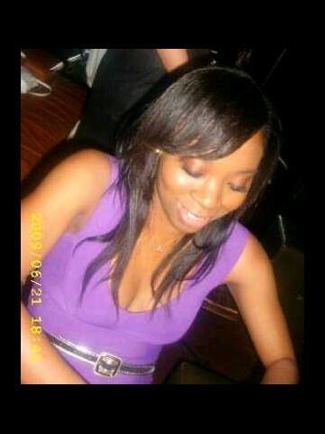 charlielamar's profile picture. Daughter, sister, shopper, cinephile.