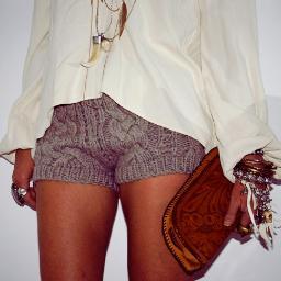i really love fashion...i really like kendall jenner..i am from slovenia