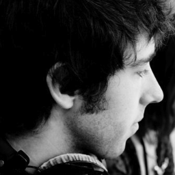 Sound-engineer in process. Musician, basketball fan, whisky lover and, in the end, a human being. 
#KeepRockin
