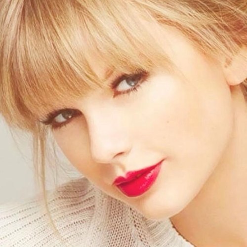 I might not have a tick, but I'm 100% a verified Directioner && Swiftie! I follow back!!