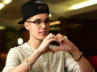 I'm a Belieber! SMILE life is to short to be mad, sad or angry! & always remember BELIEVE!