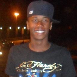 Feliz, Humilde, Batalhador e Guiado Por Deus !.