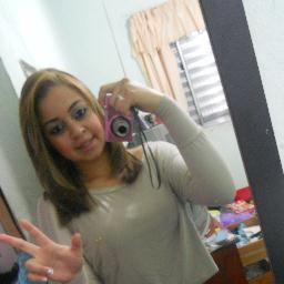 Beatriz, 17 aninhos, Casada com Wellington