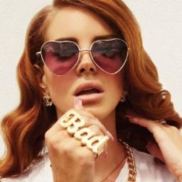 Little Monster and Team Lana ♥ I love my queens @ladygaga and @lanadelrey