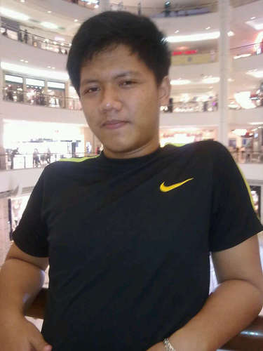 radinhairi's profile picture. 