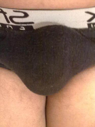 Tô afim de sexo e amizade , me add meu Msn é demolidor_3@hotmail.com , moro na cidade de Campinas SP