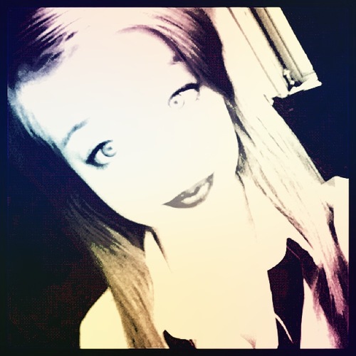 Becca3
follow for follow :)
music is my life :D