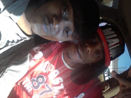 twelvelife12's profile picture. 