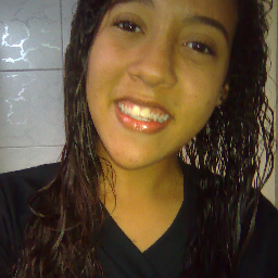 nicee_vieira's profile picture. Você passa a vida procurando pela verdade, mas, às vezes, a verdade é uma merda - House