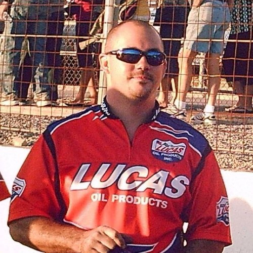 Expert TIG welder, married father of two Longtime race enthusiast, with a big heart for the offroad race industry