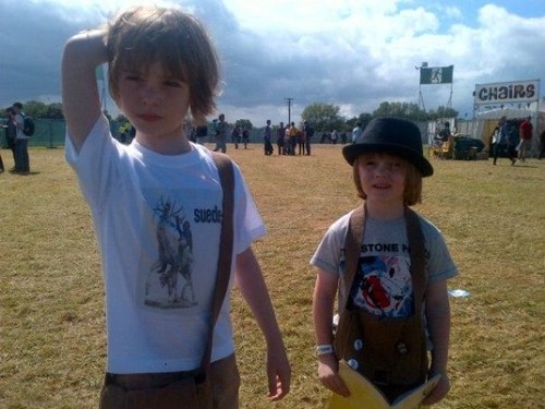 Love music. Love Brett Anderson and Suede. i have 2 beautiful children Brett and Jackson.