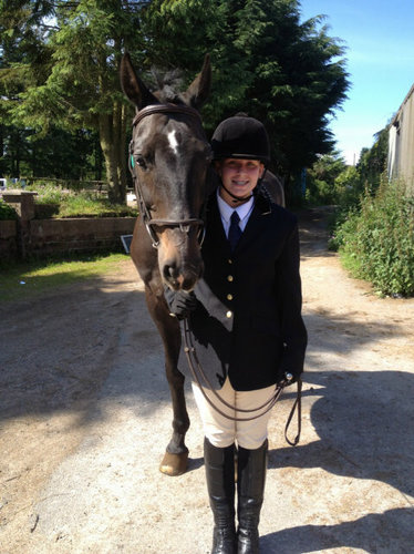 simoneLouiseDon's profile picture. i love horses love and all my mates