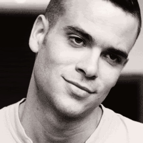 You can't resist me. Why would you want to? //Free RP//Literacy is a turn-on//