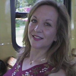 LindaCiaravino's profile picture. 