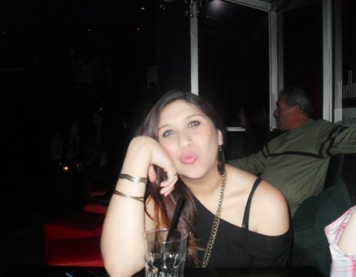 AndersenMaite's profile picture. Tu me tienes por el aire volando, como si estuviera bajo el agua flotando .