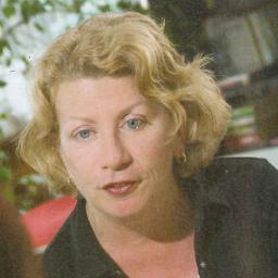 Coordinatrice et salariée de l'association Les Amis du MNCP/ PARTAGE à Paris.  Militante associative et citoyenne de gauche.