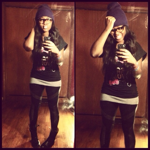 I LOVE my life I LOVE 2 tweet I LOVE FASHION its what i EAT!! A Virginia Marti Graduate& IamtheFashion_Beastis BITCH!✨