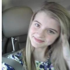 chloecarter1t3's profile picture. 