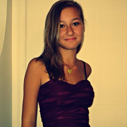 Belieber && directioner3
Keep calm and carry on cuz life goes on.