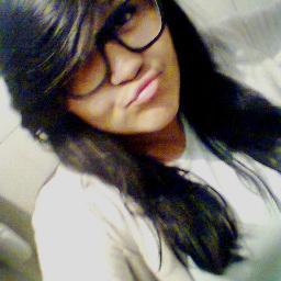 boobinha , fofa , ciumeenta , chata , humiilde ,mimada ,meiga, amoo minhas amigas & minha faamiliia . Sãaao paulinaa , Aquariana .