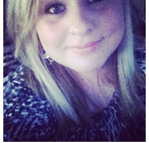 Follow my new twitter account , @Belieber_kenz13