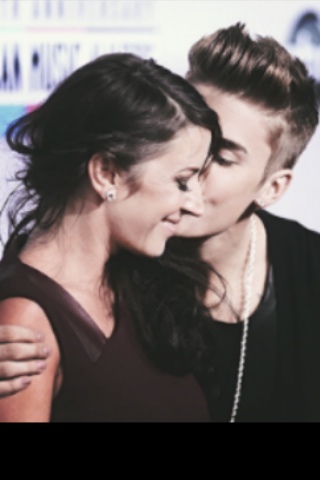 aaronjarold's profile picture. Demi Lovato, Justin Bieber, and One Direction are my life. yes, i'm a guy || i like Johnny Depp and Emma Stone. kbye.