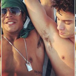 Quem não lembra de Stefhany do CrossFox que ficou famosa com o hit “Eu sou Stefhany”? Agora em dose dupla, cantando com sua irmã Arielly Loba.