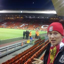From Offaly, Ireland. Play football with Clara....soccer for Edenderry Town and love LFC!! YNWA