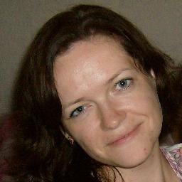 Интересуюсь воспитанием детей, семейными отношениями, обустройством дома и рукоделием. Развиваю блог http://t.co/YmV5F5TE.  Заходите - пообщаемся!