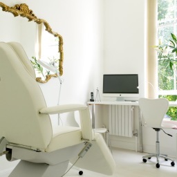 Sommerville Medical Aesthetic Clinic provides cosmetic, beauty & aesthetic treatments, nutrition, acupuncture & psychology, in a luxurious, professional clinic.