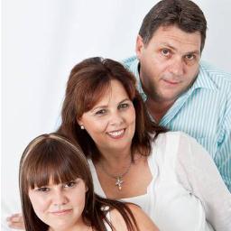 Christian, Husband & Father live in the most beautiful city, Enjoying life !!